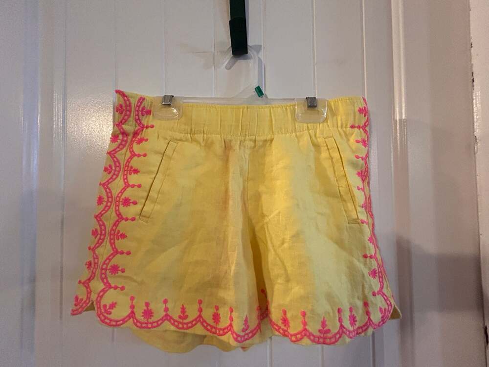 Lilly Pulitzer Laryn Linen Short in Calla Yellow with Pink Embroidery